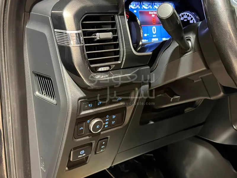 2021 فورد اف 150 اكس ال تي