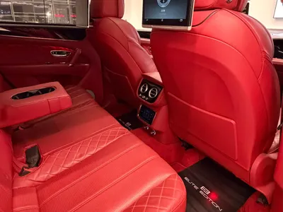 2018 بنتلي بنتايجا الاصدار الاسود