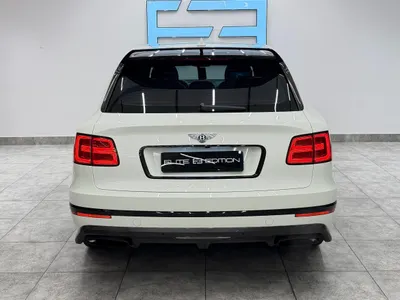 2018 بنتلي بنتايجا الاصدار الاسود