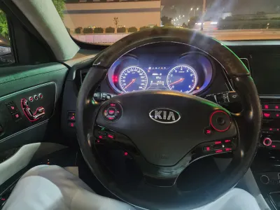 2016 كيا كوريس