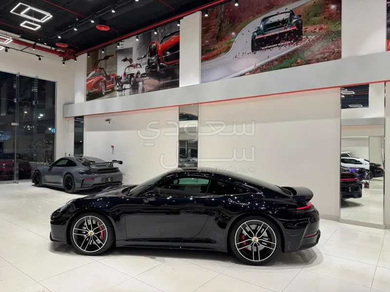 2026 بورش 911 كاريرا اس