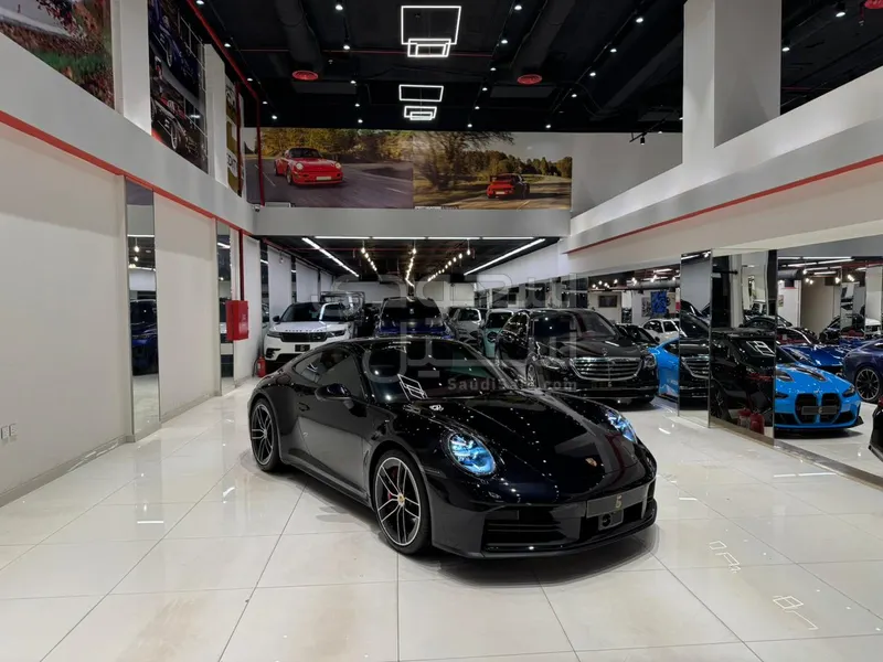 2026 بورش 911 كاريرا اس