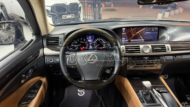2013 لكزس إل إس 460 إل