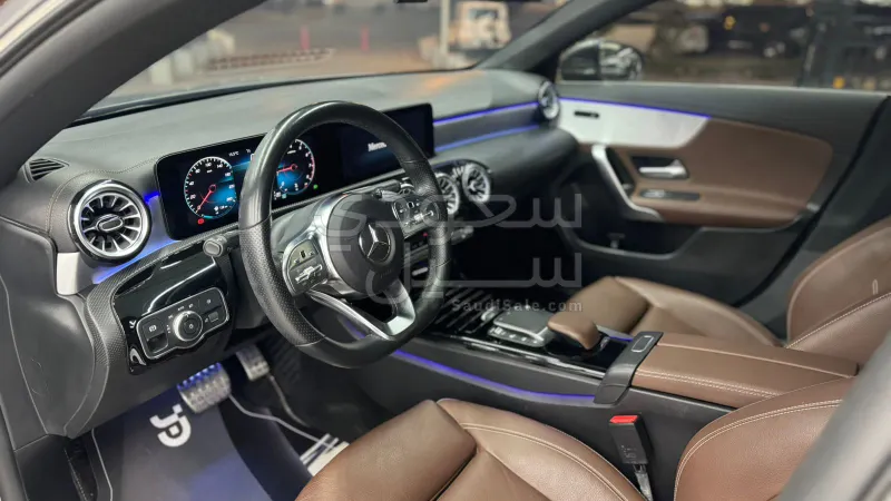 2021 مرسيدس - بنز سي إل أي 200