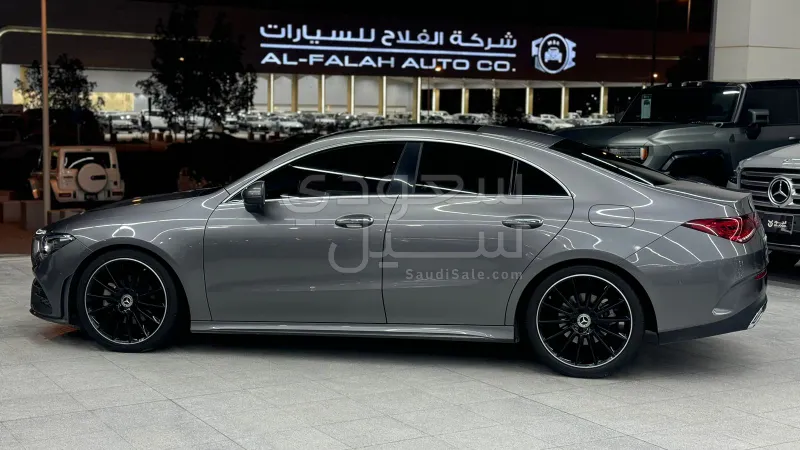 2021 مرسيدس - بنز سي إل أي 200