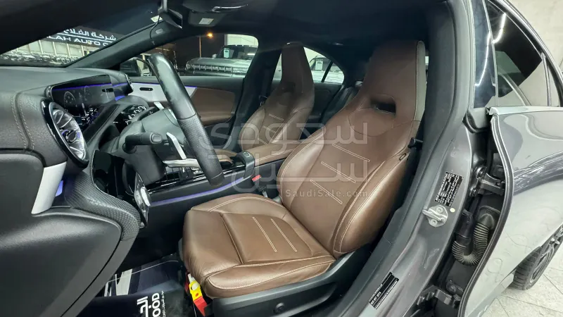 2021 مرسيدس - بنز سي إل أي 200