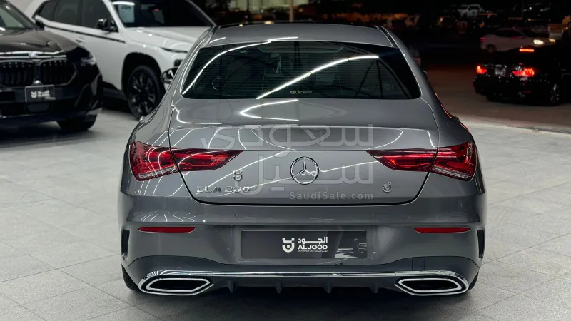 2021 مرسيدس - بنز سي إل أي 200