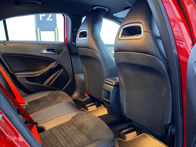 2018 مرسيدس - بنز أي 250