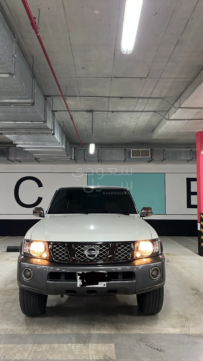 2015 نيسان باترول سوبر سفاري