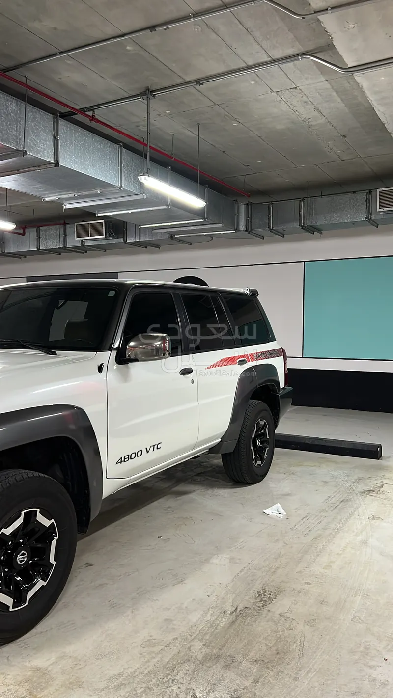 2015 نيسان باترول سوبر سفاري