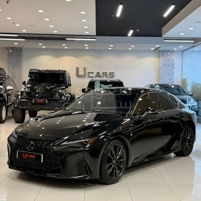 2024 لكزس آي إس 350 إف