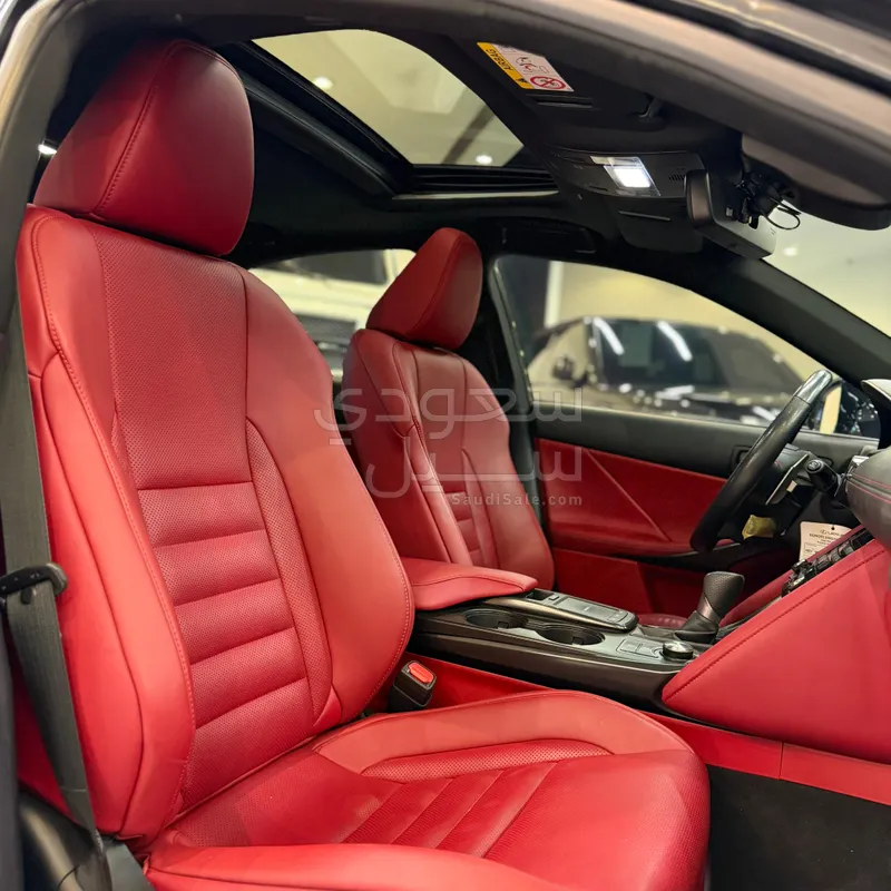 2024 لكزس آي إس 350 إف