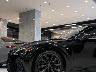 2024 لكزس آي إس 350 إف