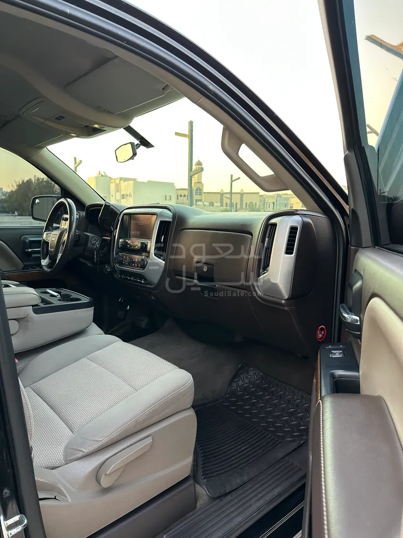 2016 جي ام سي سييرا زد 71