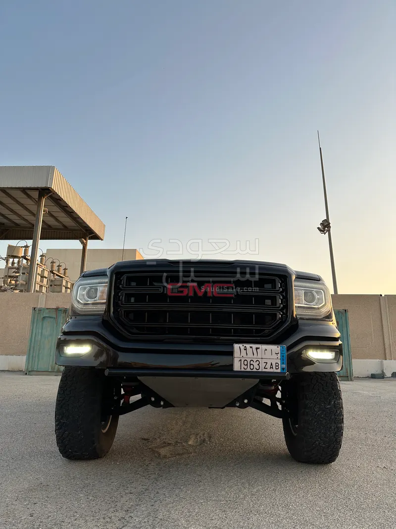 2016 جي ام سي سييرا زد 71