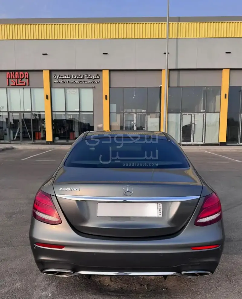 2017 Mercedes-Benz E 200