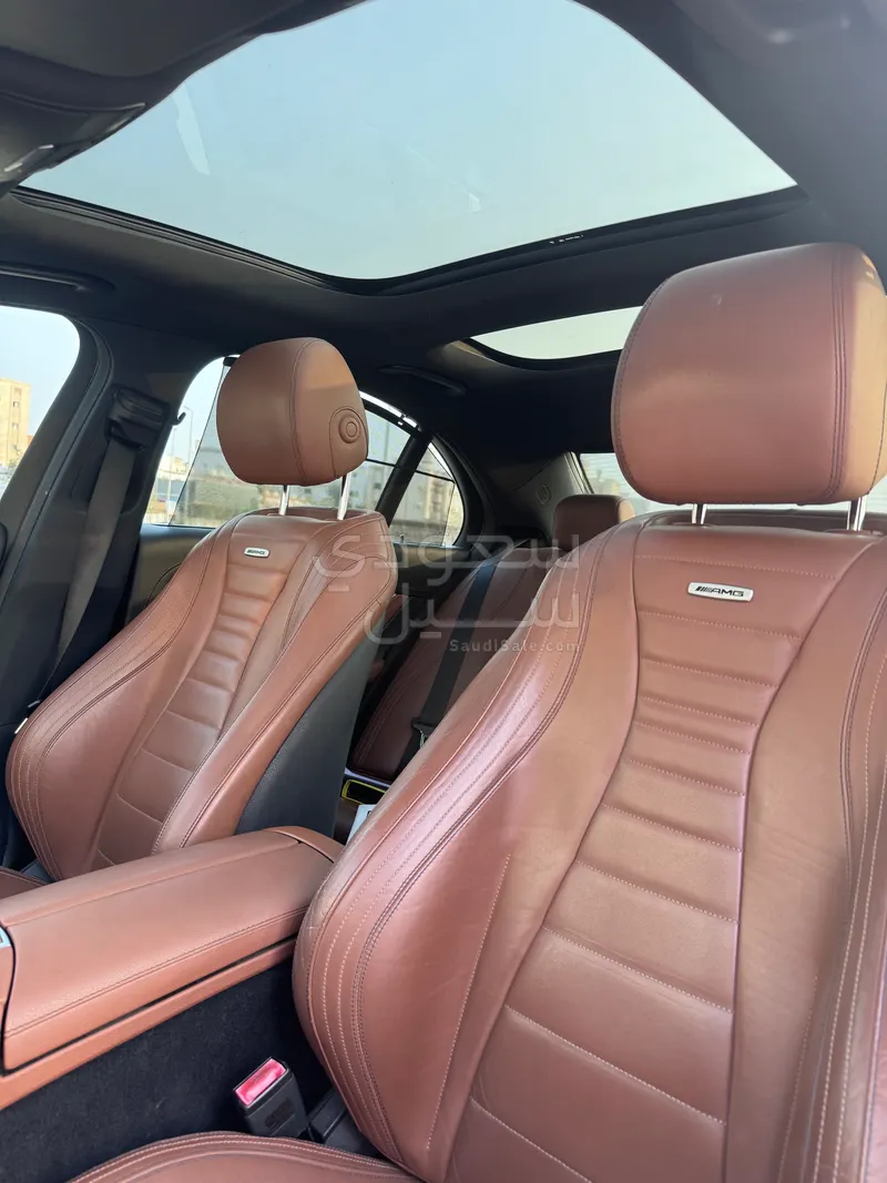 2017 Mercedes-Benz E 200