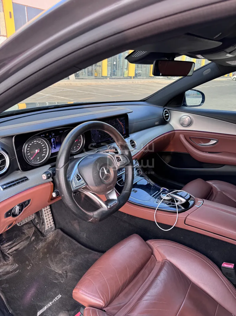 2017 Mercedes-Benz E 200