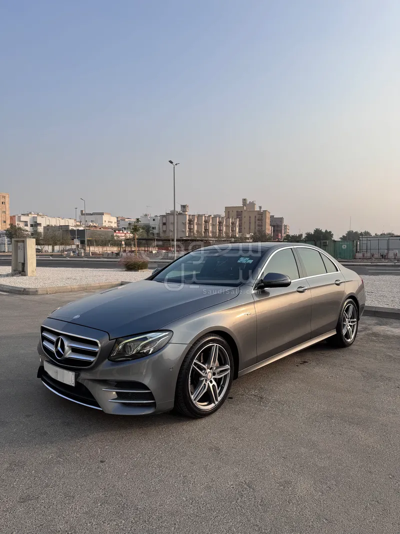 2017 Mercedes-Benz E 200