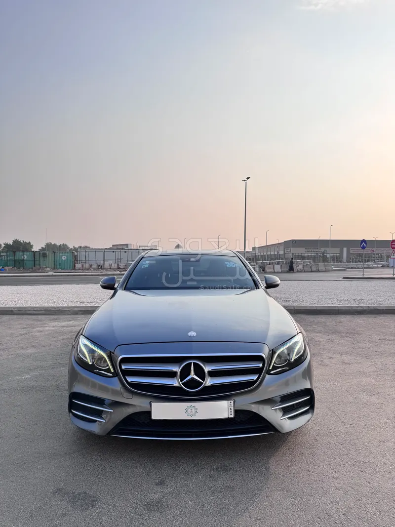 2017 Mercedes-Benz E 200