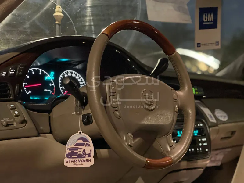 2005 كاديلاك ديفيل