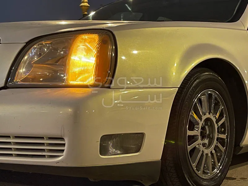 2005 كاديلاك ديفيل