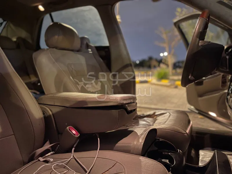 2005 كاديلاك ديفيل