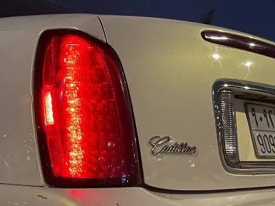 2005 كاديلاك ديفيل