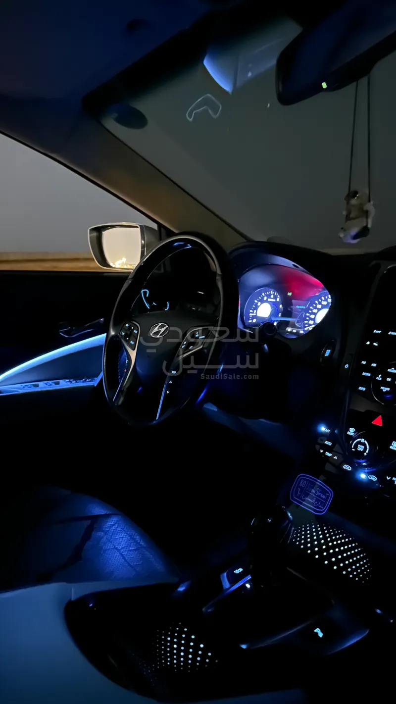 2014 هيونداي ازيرا كاليجرافي