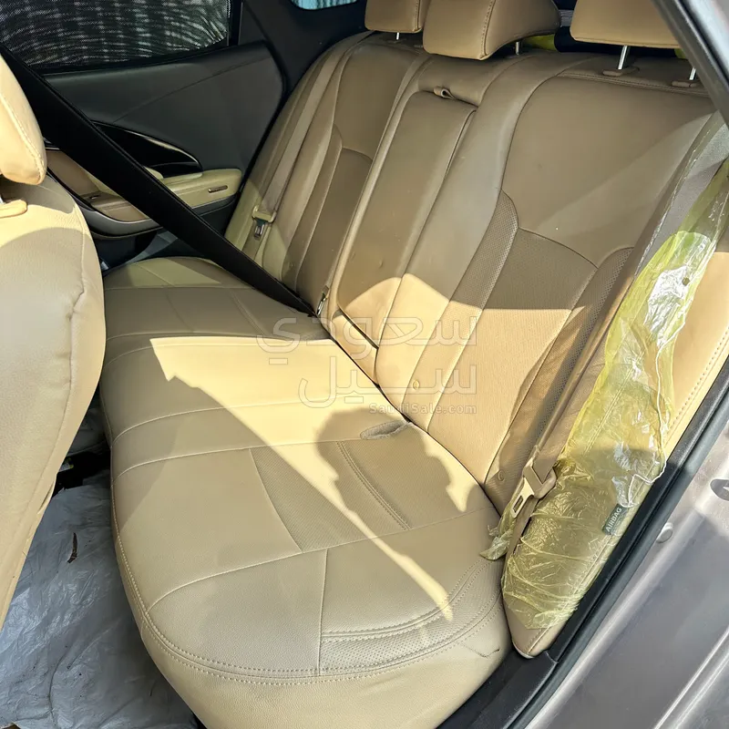 2014 هيونداي ازيرا كاليجرافي