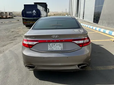 2014 هيونداي ازيرا كاليجرافي