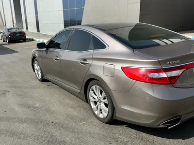 2014 هيونداي ازيرا كاليجرافي