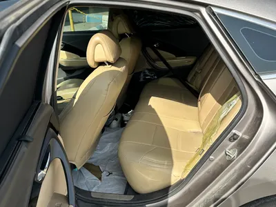 2014 هيونداي ازيرا كاليجرافي