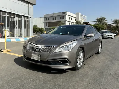 2014 هيونداي ازيرا كاليجرافي