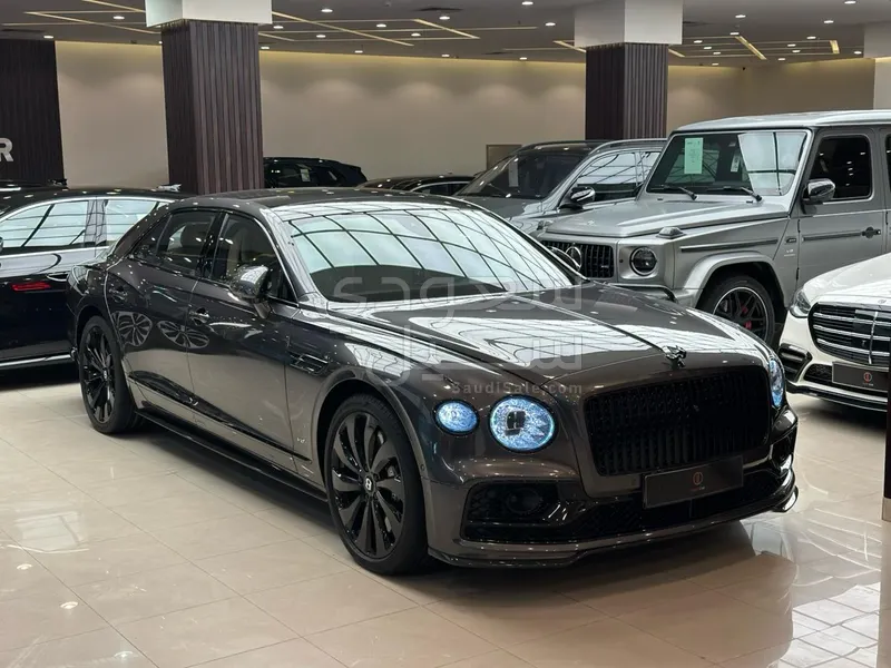 2022 بنتلي كونتيننتل فلاينج سبير