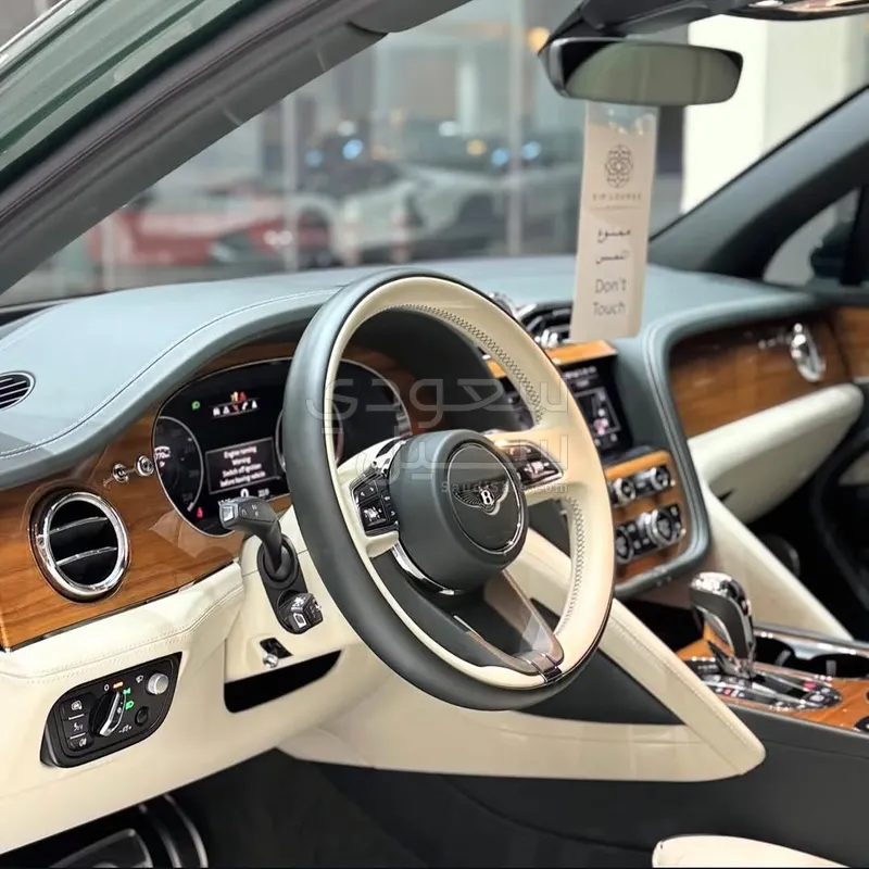 2021 بنتلي بنتايجا