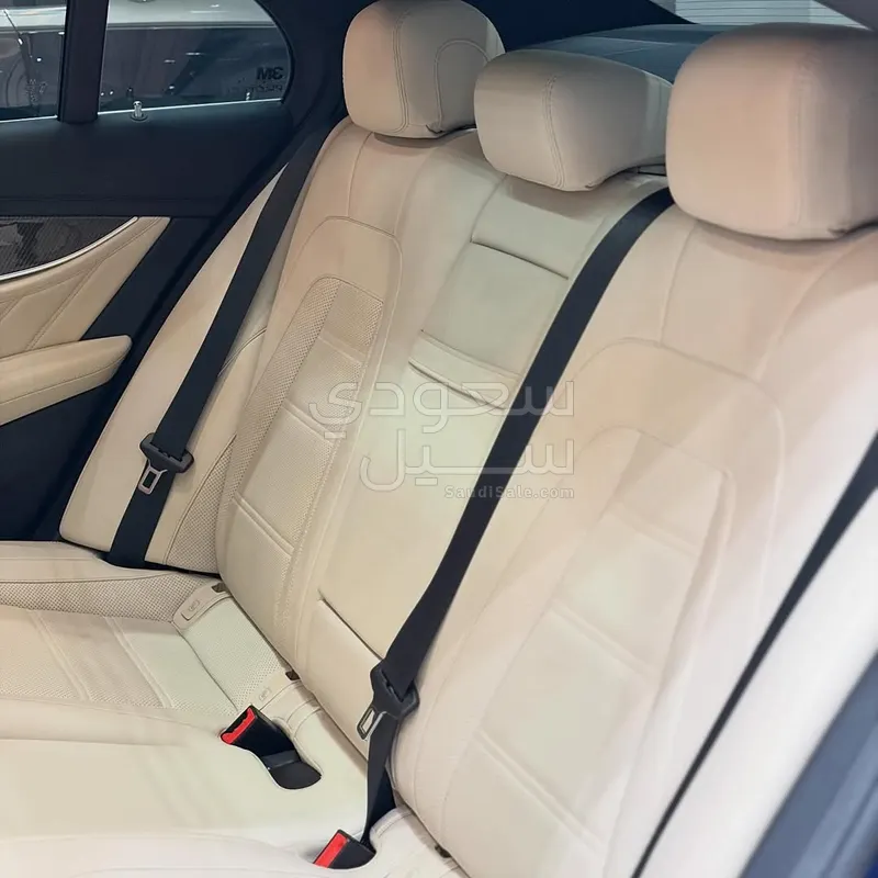 2021 مرسيدس - بنز إي 63إس أي إم جي