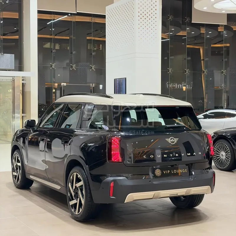 2024 ميني كونتري مان