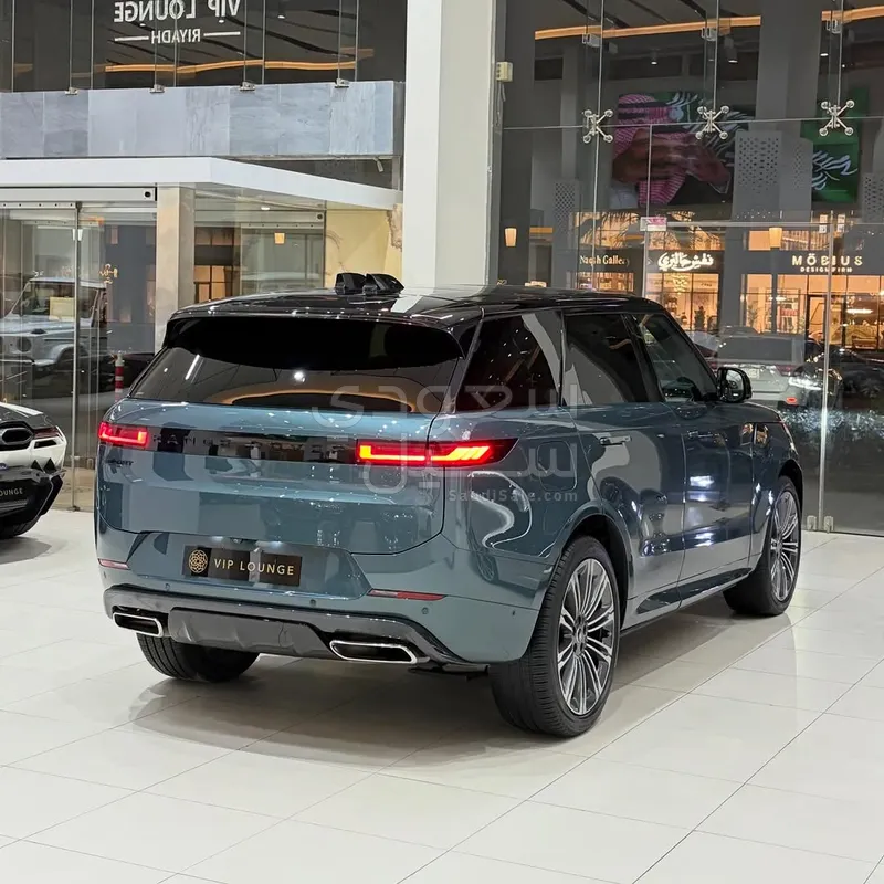 2024 لاند روفر رينج روفر سبورت اس اي