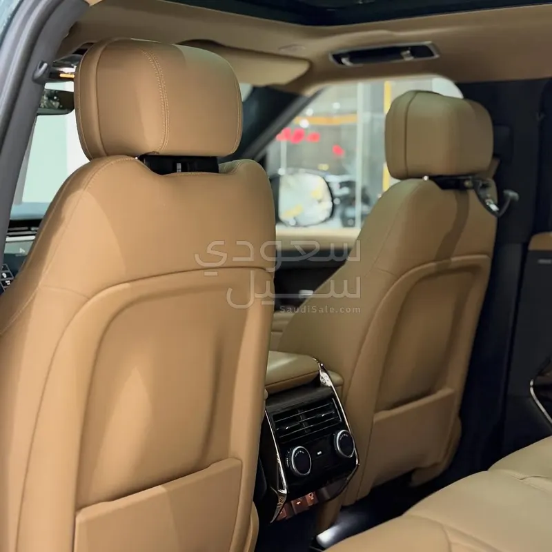 2024 لاند روفر رينج روفر سبورت اس اي