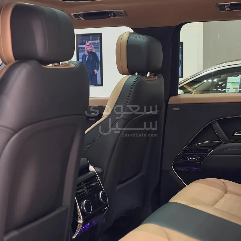 2025 لاند روفر رينج روفر سبورت اتش اس اي