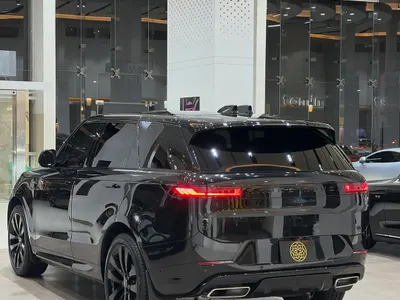 2025 لاند روفر رينج روفر سبورت اتش اس اي