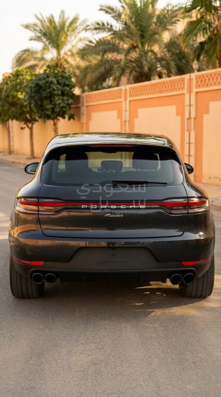 2021 بورش ماكان اس