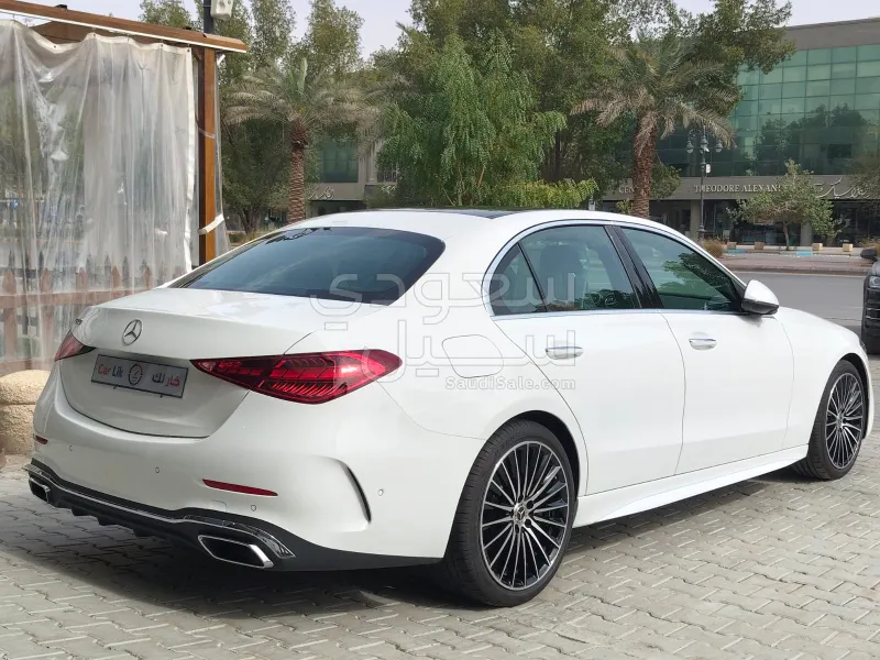 2026 مرسيدس - بنز سي 200