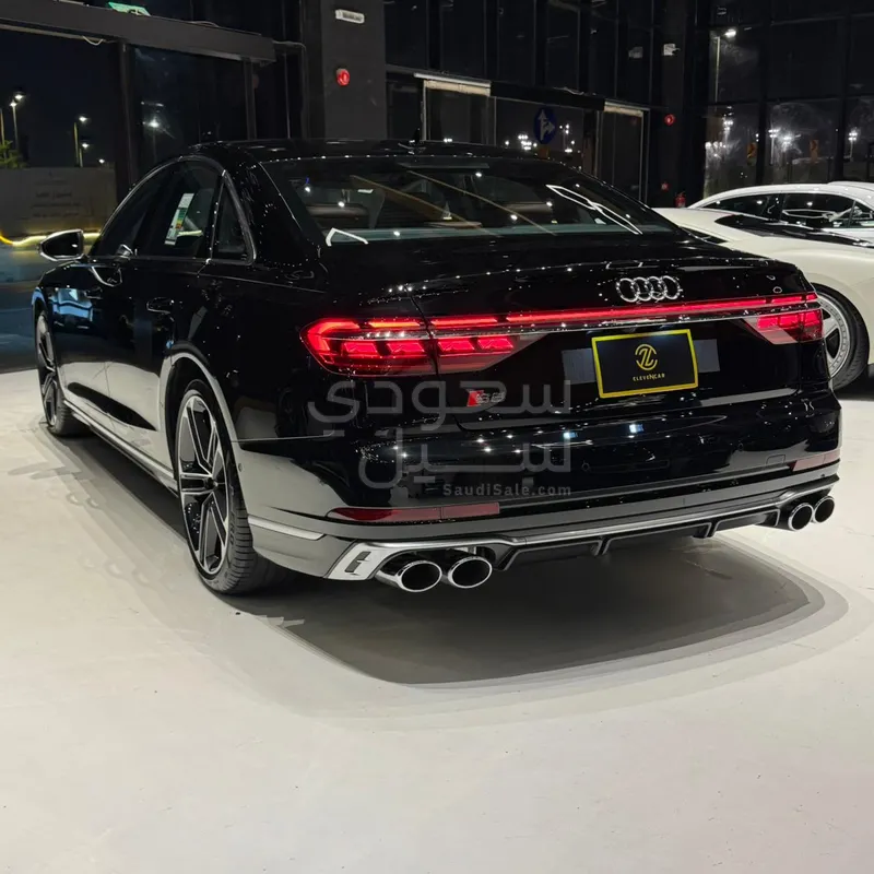 2024 اودي اس 8