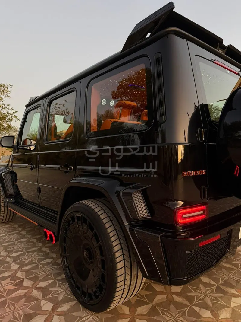 2025 مرسيدس - بنز جي برابوس 800