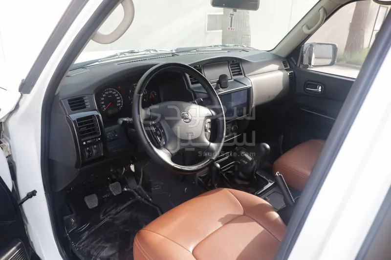 2022 نيسان باترول ربع