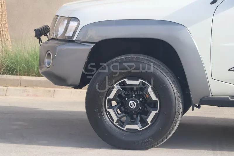 2022 نيسان باترول ربع