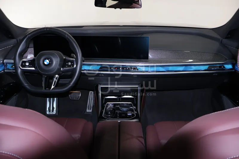 2024 بي ام دبليو الفئة السابعة 735أي