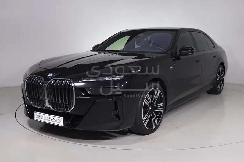 2024 بي ام دبليو الفئة السابعة 735أي